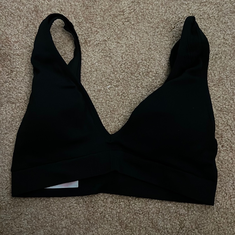 PINK black size medium sports bra